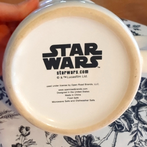 Star Wars I like My Coffee on the Dark Side 18 oz ceramic coffee mug - Picture 2 of 4